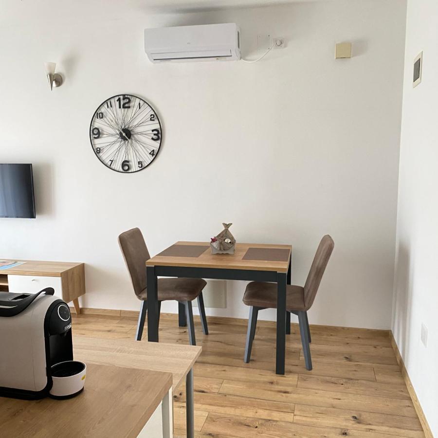 Apartment Komljenovic PUY Exterior foto